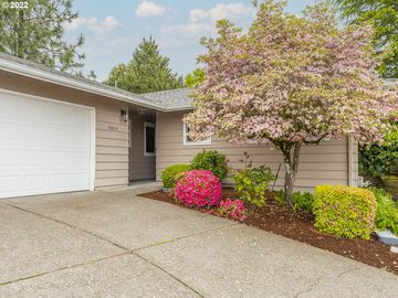 15635 SW QUEEN VICTORIA, King City, OR, 97224, 