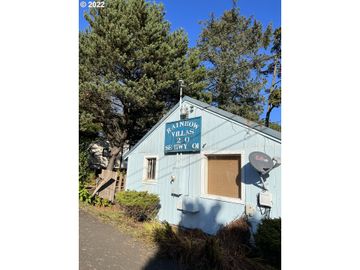 4250 SE HWY 101, Lincoln City, OR, 97367, 