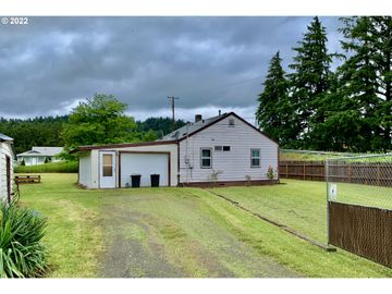33824 MARKET, Creswell, OR, 97426, 