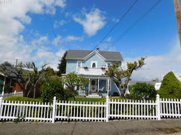 1211 SPRUCE, Myrtle Point, OR, 97458, 