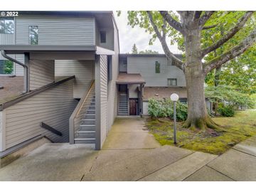 8933 SW FAIRVIEW, Portland, OR, 97223, 