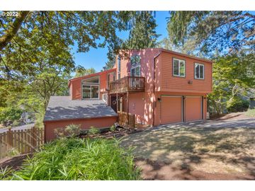 4805 SW 50TH AVE, Portland, OR, 97221, 