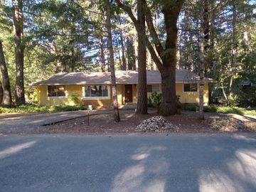 642 S JUNCTION AVE, Cave Junction, OR, 97523, 