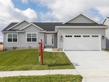 827 Bowstring Drive, Marion, IA, 52302, 