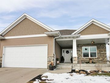 635 Lincoln Court, Center Point, IA, 52213, 