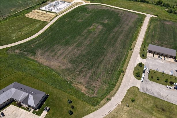 Lot 25 Anamosa Commercial Park