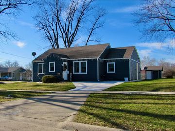 514 S 4th Street, Knoxville, IA, 50138, 