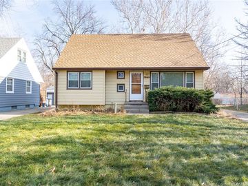 3849 42nd Street, Des Moines, IA, 50310, 