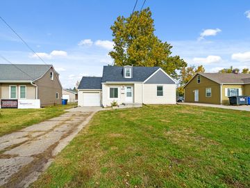 1617 Army Post Road, Des Moines, IA, 50315, 