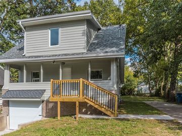1721 22nd Street, Des Moines, IA, 50310, 