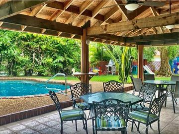 Swimming Pool, 12088 NW 27th Street, Coral Springs, FL, 33065, 