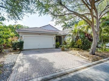 Front, 4841 SW 34th Ter, Hollywood, FL, 33312, 