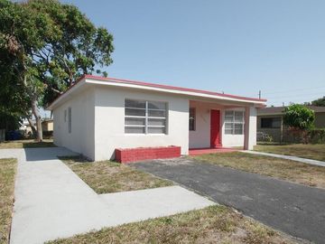 Front, 3131 NW 5th St, Lauderhill, FL, 33311, 