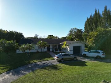 Front, Undisclosed Address, Southwest Ranches, FL, 33331, 