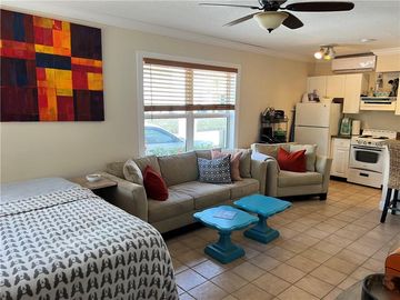 G, Living Room, 4652 N Poinciana St #4, Lauderdale By The Sea, FL, 33308, 