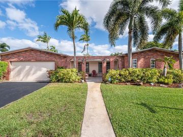 Front, 9711 NW 3rd St, Pembroke Pines, FL, 33024, 