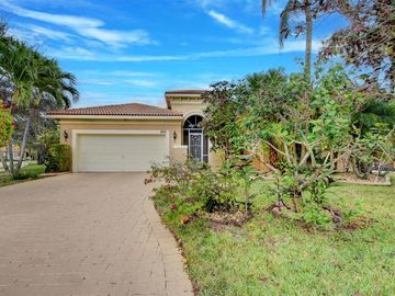 Front, 8371 Mastic Cay, West Palm Beach, FL, 33411, 