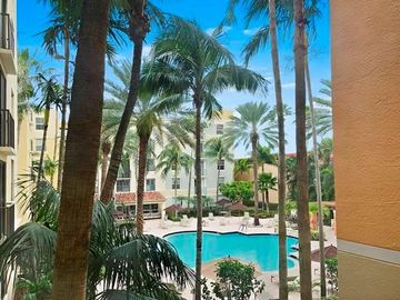 Swimming Pool, 780 S Sapodilla Avenue #206, West Palm Beach, FL, 33401, 