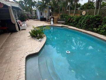 Swimming Pool, 1640 NE 60th Street, Fort Lauderdale, FL, 33334, 