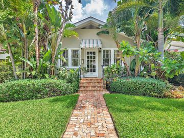 Front, 203 Westminster Road, West Palm Beach, FL, 33405, 