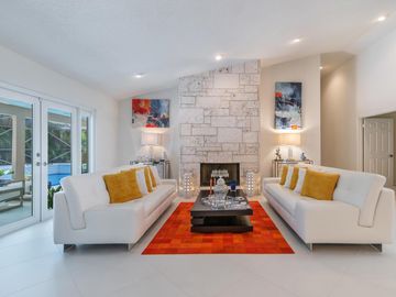 Y, Living Room, 588 Deer Creek Run, Deerfield Beach, FL, 33442, 