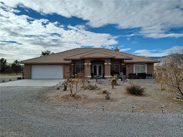 201 W Country Place Road, Pahrump, NV, 89060, 